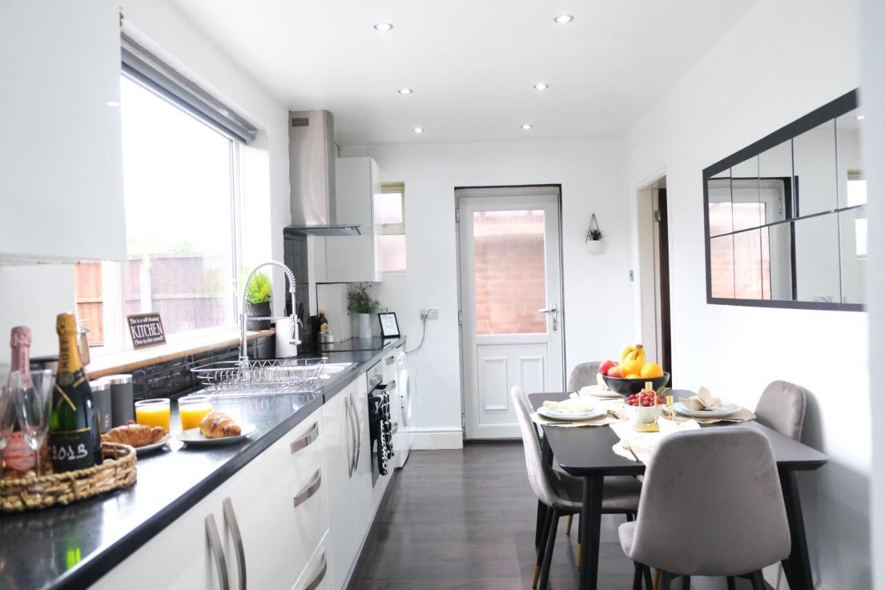 Bee Stays - Northway House ワーリントン エクステリア 写真